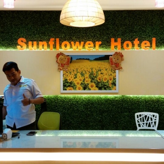 Sunflower hotel pontian
