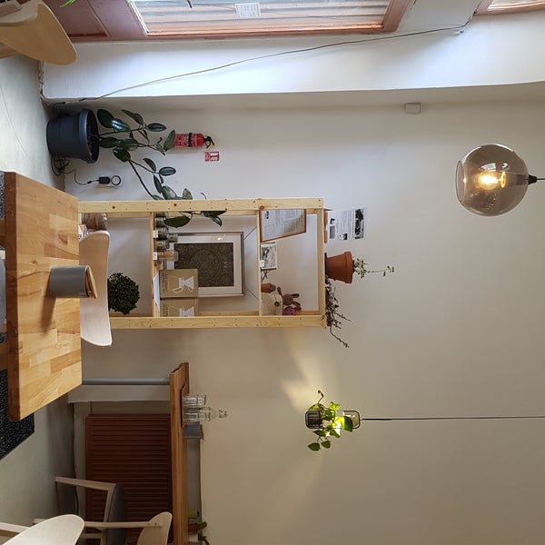 3/25/2018 tarihinde Xenia S.ziyaretçi tarafından Matsu premium tea &amp; coffee'de çekilen fotoğraf