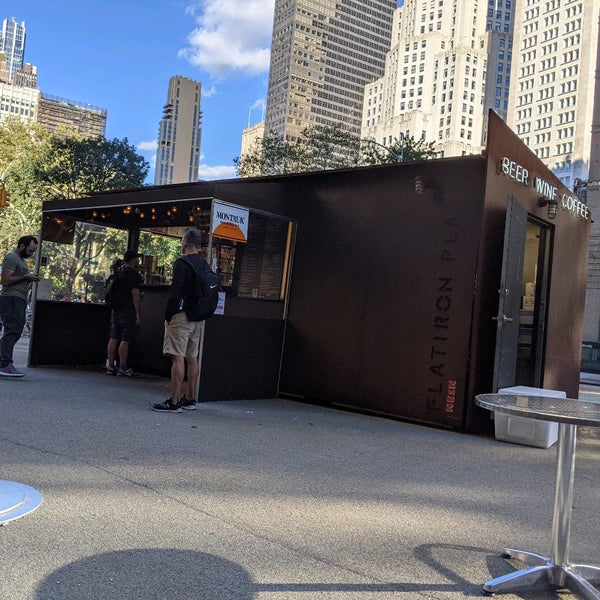 Flat Iron Plate Sandwich Spot in New York