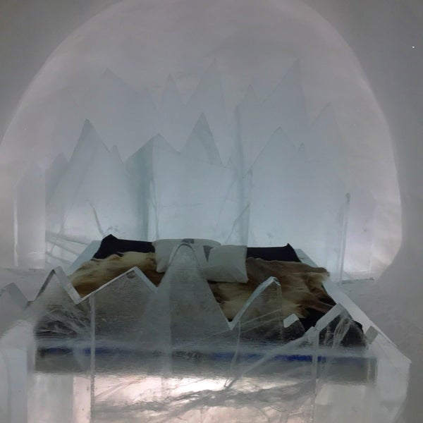 Photo taken at Icehotel by Sara on 2/3/2017