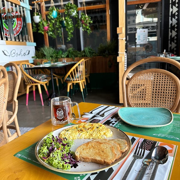 Das Foto wurde bei Bohoo Restaurant &amp; Cafe von Moaath ♒️ am 7/22/2023 aufgenommen