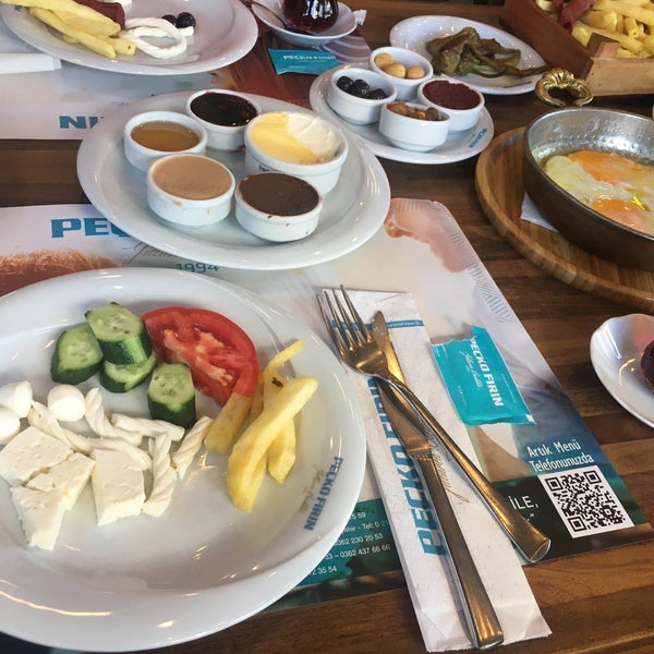 Foto diambil di Peçko Fırın oleh İlkay Ş. pada 7/16/2021
