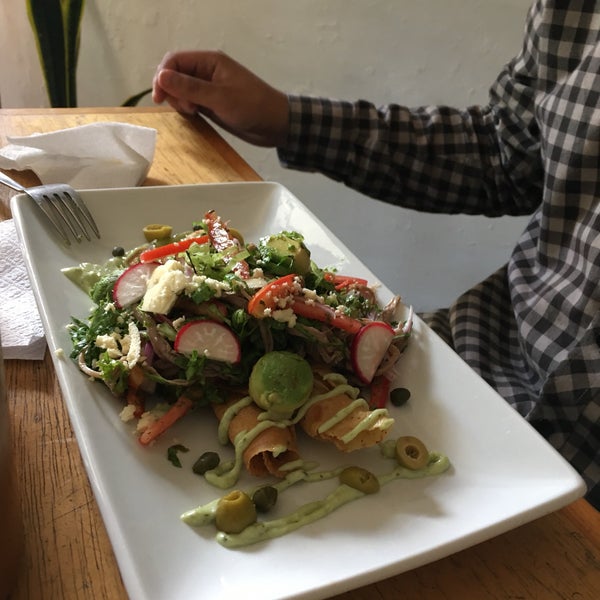 Foto tirada no(a) Pachuco Restaurante por Elena S. em 7/27/2018
