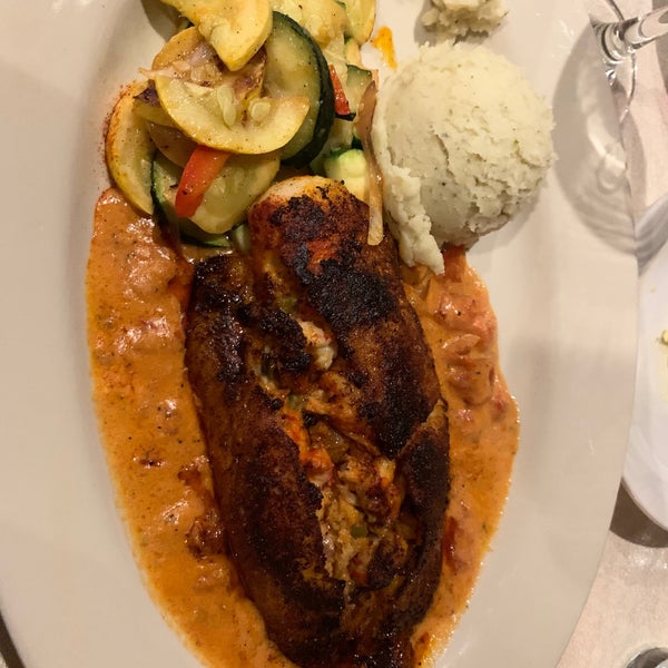 Photo prise au French Quarter Grille par Reese W. le11/9/2019