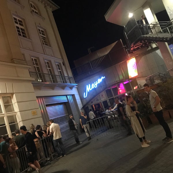 Das Foto wurde bei Musikclub MEYER von Alexander v. am 6/30/2018 aufgenommen