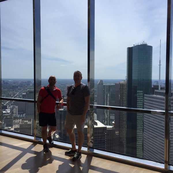 4/7/2016 tarihinde Brenda M.ziyaretçi tarafından JPMorgan Chase Tower'de çekilen fotoğraf