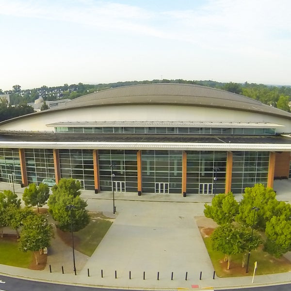 รูปภาพถ่ายที่ Gas South Arena โดย Gas South Arena เมื่อ 5/15/2014