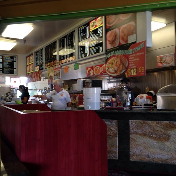 12/4/2013にBobby S.がTom&#39;s #1 World Famous Chili Burgersで撮った写真