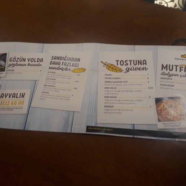 3/31/2018にTolga Ç.がAlsancak Unlu Mamuller AYVALIKで撮った写真