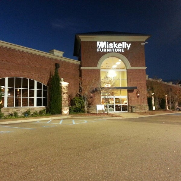 Miskelly Furniture Home, Miskelly Furniture Pearl Ms Phone Number