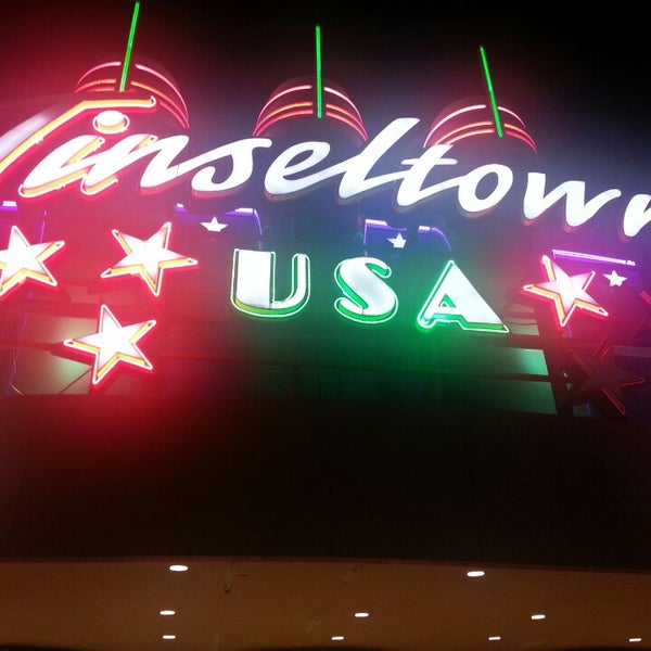 Cinemark Pearl and XD Pearl'da Sinema