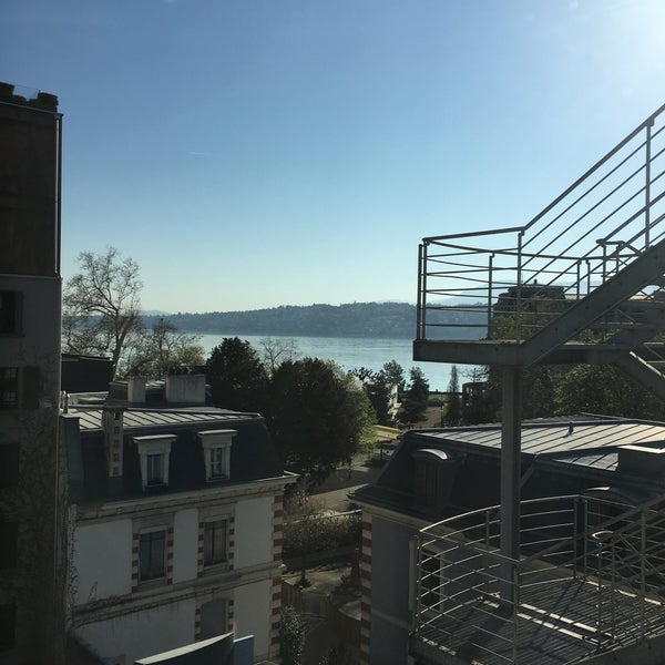 รูปภาพถ่ายที่ Geneva Hostel โดย Viktoriia L. เมื่อ 4/17/2018