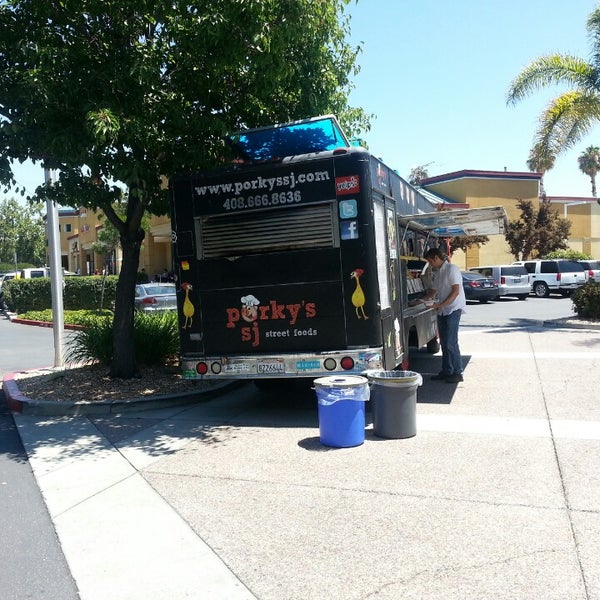 Porky's SJ Food Truck