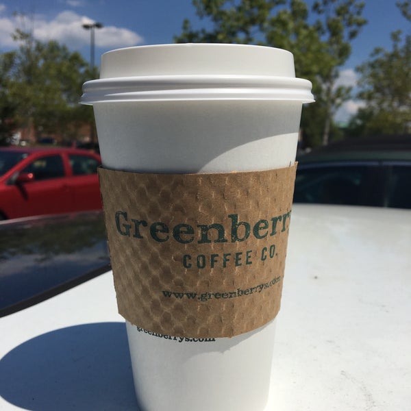 Photo taken at Greenberry&#39;s Coffee &amp; Tea by Mickey R. on 7/11/2018