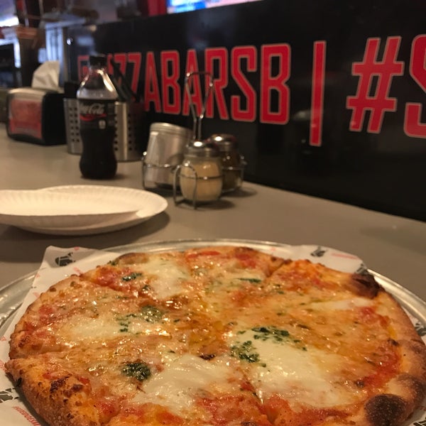 7/15/2017 tarihinde Taha S.ziyaretçi tarafından Pizza Bar South Beach'de çekilen fotoğraf