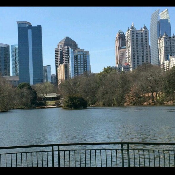 Lookout Atlanta Skyline View Berkeley Park 1 tip from 184 visitors