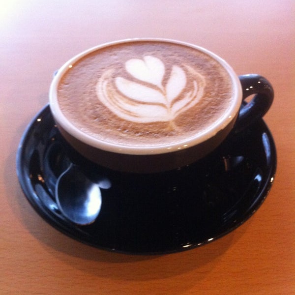 Das Foto wurde bei Top Brew Coffee Bar von Vale W. am 4/2/2013 aufgenommen