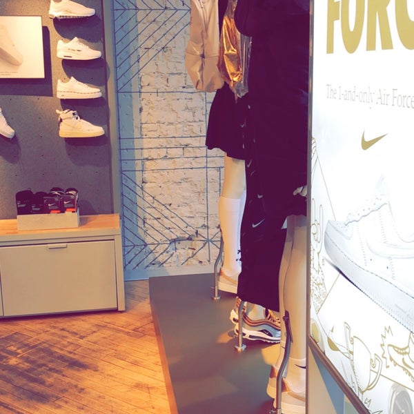nike store chelsea