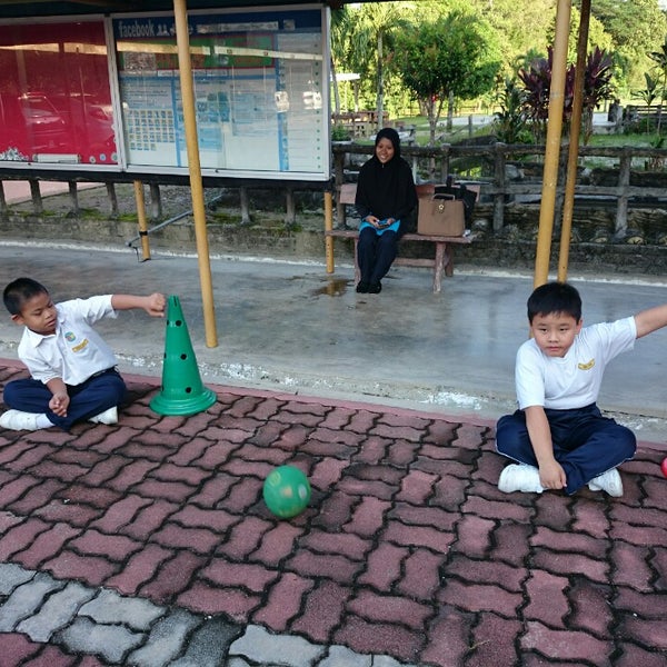 Sekolah Kebangsaan Ampang Pecah College Classroom In Kuala Kubu Bharu