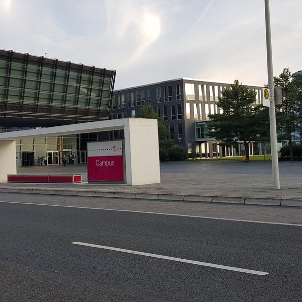 Foto tirada no(a) Deutsche Telekom Campus por Ilja em 8/17/2017
