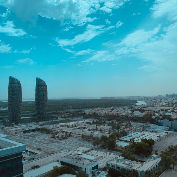 Foto scattata a Dusit Thani Abu Dhabi da NA il 4/29/2020