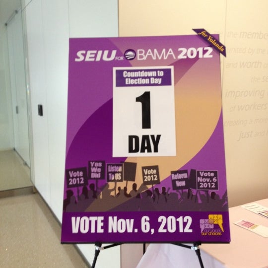 Foto tirada no(a) SEIU Headquarters &amp; Conference Center por Alesa em 11/5/2012
