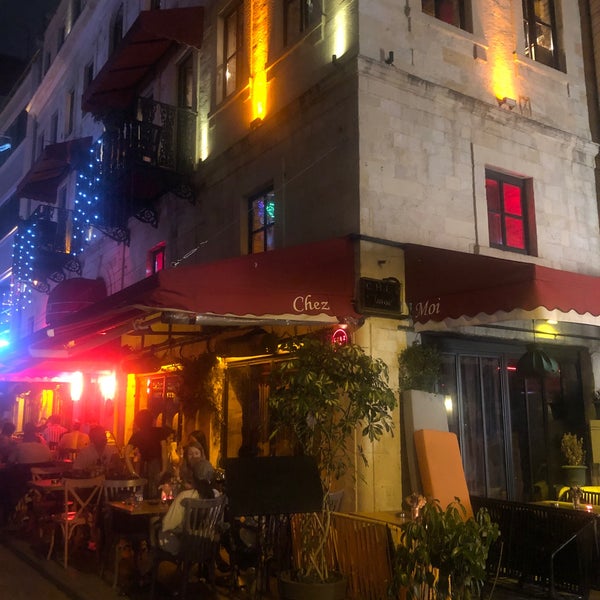 5/26/2022 tarihinde Nejla U.ziyaretçi tarafından Chez Moi Karaköy'de çekilen fotoğraf