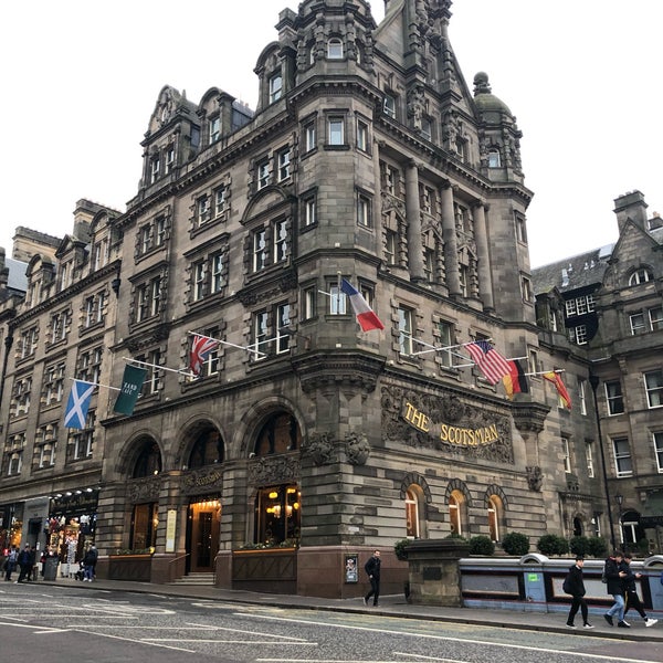 Foto diambil di The Scotsman Hotel oleh Fearghal K. pada 2/28/2019