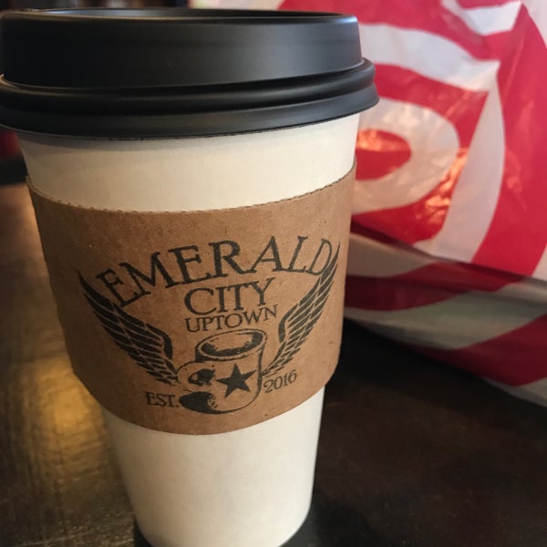Das Foto wurde bei Emerald City Coffee von Michael R. am 2/25/2019 aufgenommen