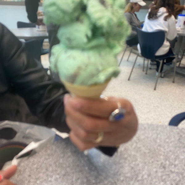 Ice cream cone - Wikipedia
