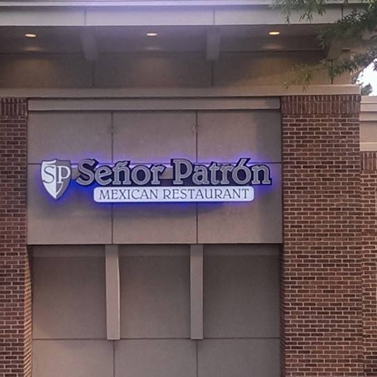 รูปภาพถ่ายที่ Senor Patron โดย Senor Patron เมื่อ 10/23/2014