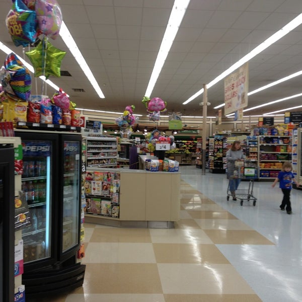Food Lion Grocery Store Supermarket in Glen Burnie
