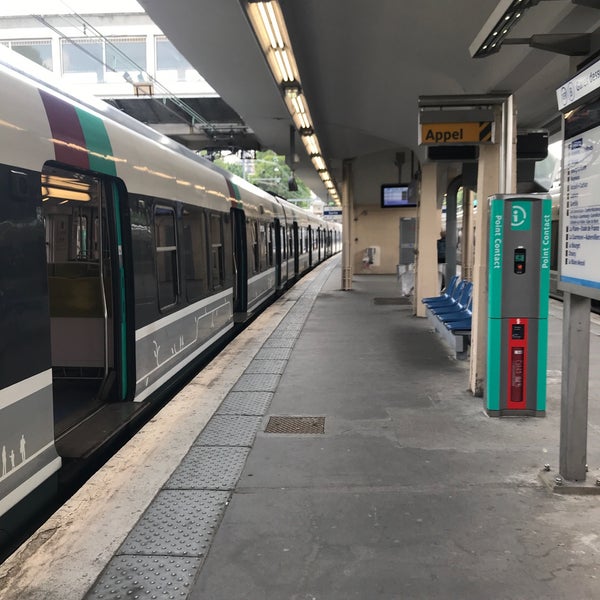 Photos at RER Robinson [B] - Avenue de la Gare