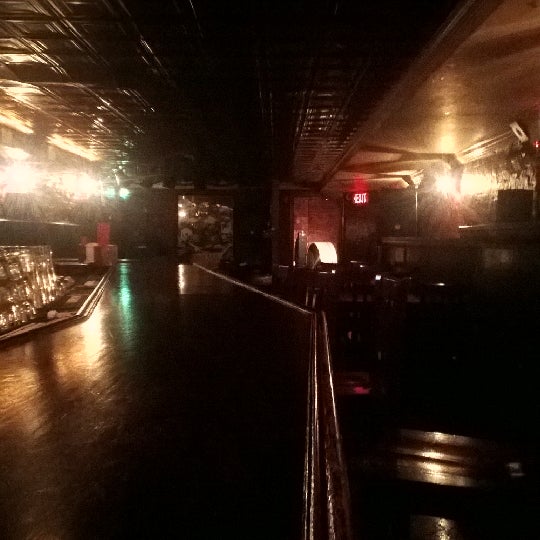 Das Foto wurde bei Voodoo Lounge Bar &amp; Grill von Rickalous am 4/12/2014 aufgenommen