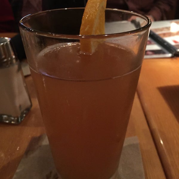 Photo taken at BJ&#39;s Restaurant &amp; Brewhouse by Vanessa M. on 2/29/2016
