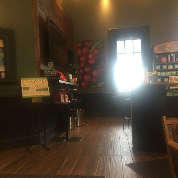 Снимок сделан в Green Mountain Coffee Roasters Cafe &amp; Visitor Center пользователем Robert B. 2/21/2019