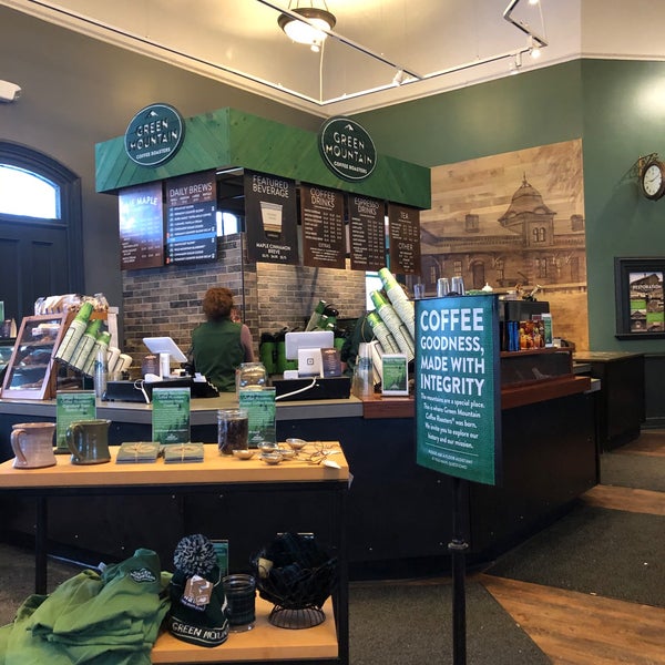 Снимок сделан в Green Mountain Coffee Roasters Cafe &amp; Visitor Center пользователем Robert B. 1/7/2020