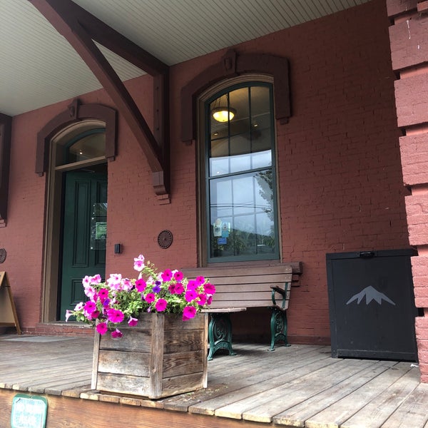 9/7/2019 tarihinde Robert B.ziyaretçi tarafından Green Mountain Coffee Roasters Cafe &amp; Visitor Center'de çekilen fotoğraf