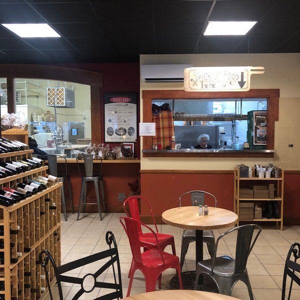 Foto tirada no(a) Red Hen Bakery And Café por Robert B. em 11/27/2019