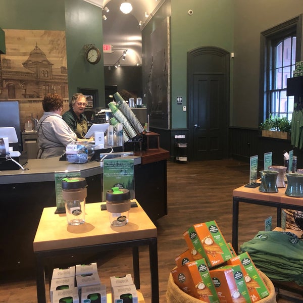 11/5/2019 tarihinde Robert B.ziyaretçi tarafından Green Mountain Coffee Roasters Cafe &amp; Visitor Center'de çekilen fotoğraf