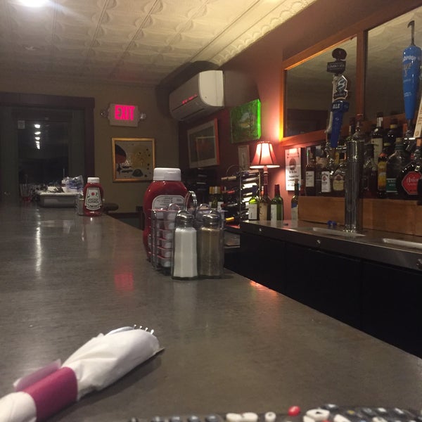 Photos at Maxi's Restaurant 10 tips from 313 visitors