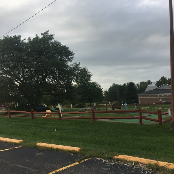 Mr Divot's Miniature Golf Mini Golf Course in North Royalton