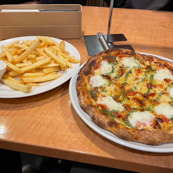 ガスト 東大阪小阪店 2 Tips