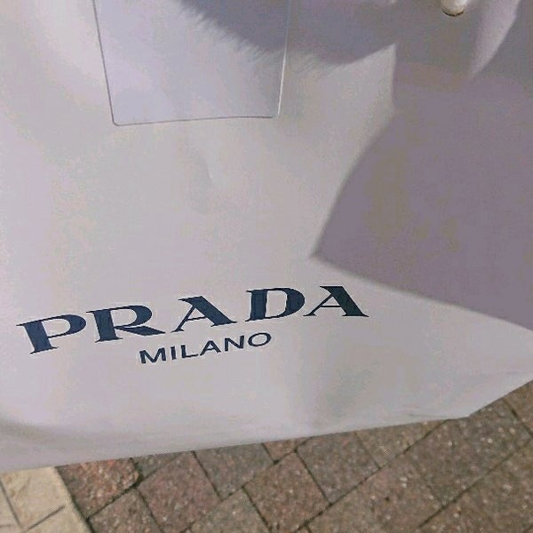 Prada Outlet Prada Miu Miu 北区 1 Tip Prada Outlet Prada Miu Miu 北区 1 Tip