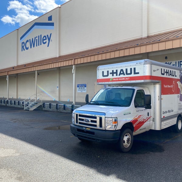 RC Willey Furniture and Home Store