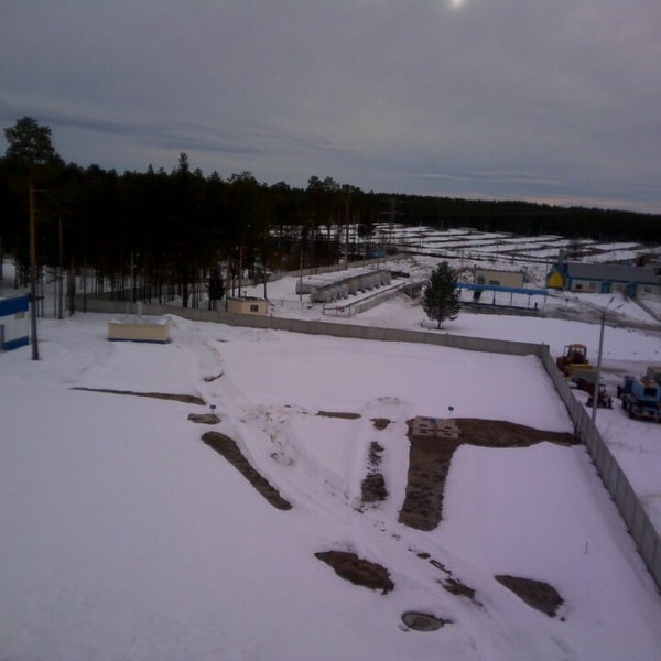 Гостиница спорт югорск. Спорт отель Югорск. Отель спорт Югорск кафе.