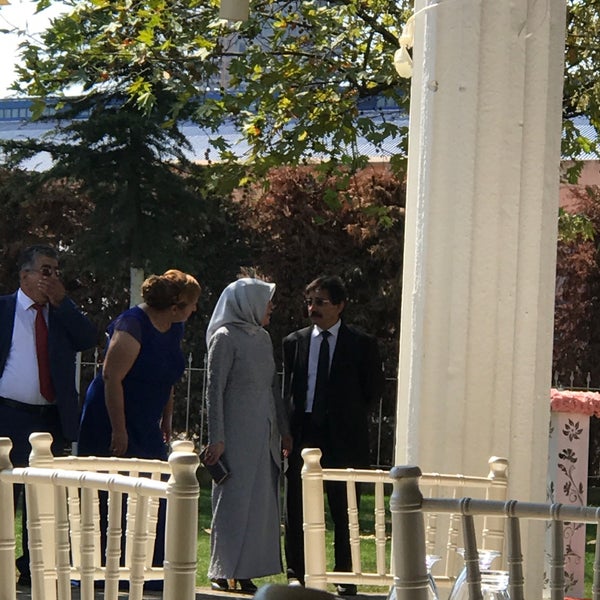 Photo taken at Şeke Kır Bahçesi by Sadık Ş. on 9/16/2018