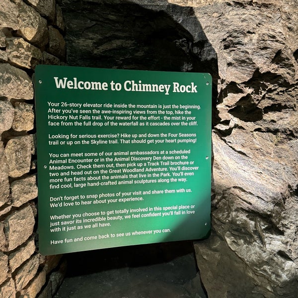 2/27/2024 tarihinde G.l.oziyaretçi tarafından Chimney Rock State Park'de çekilen fotoğraf