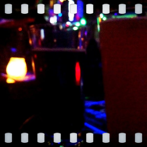3/24/2013にRobin A.がHarry&#39;s Night Club &amp; Beach Barで撮った写真