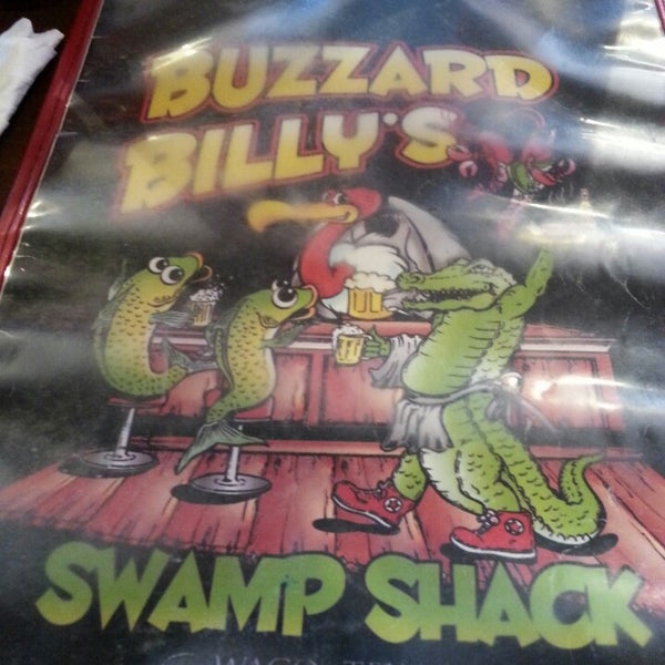 Das Foto wurde bei Buzzard Billy&#39;s Swamp Shack von Stephanie W. am 6/7/2013 aufgenommen